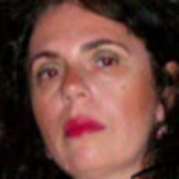 Meet your Posher, Emilia - Picture 1 of 1